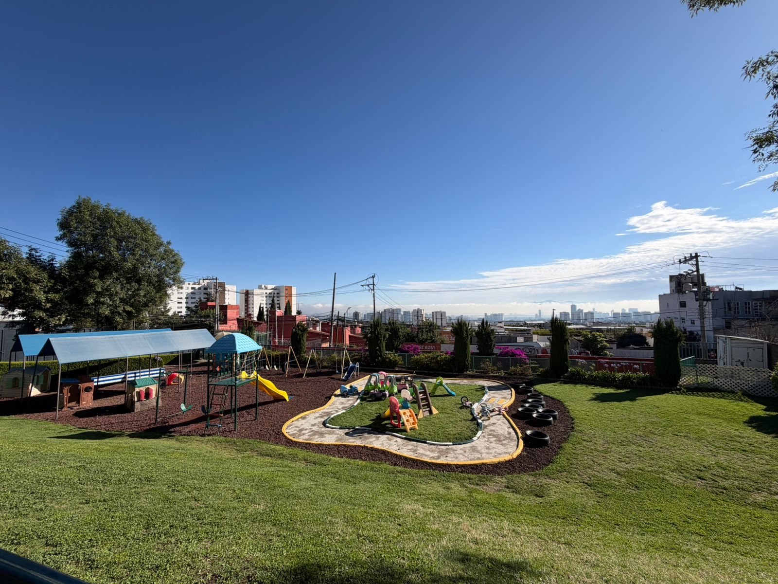 Área de juegos Kinder Village Montessori