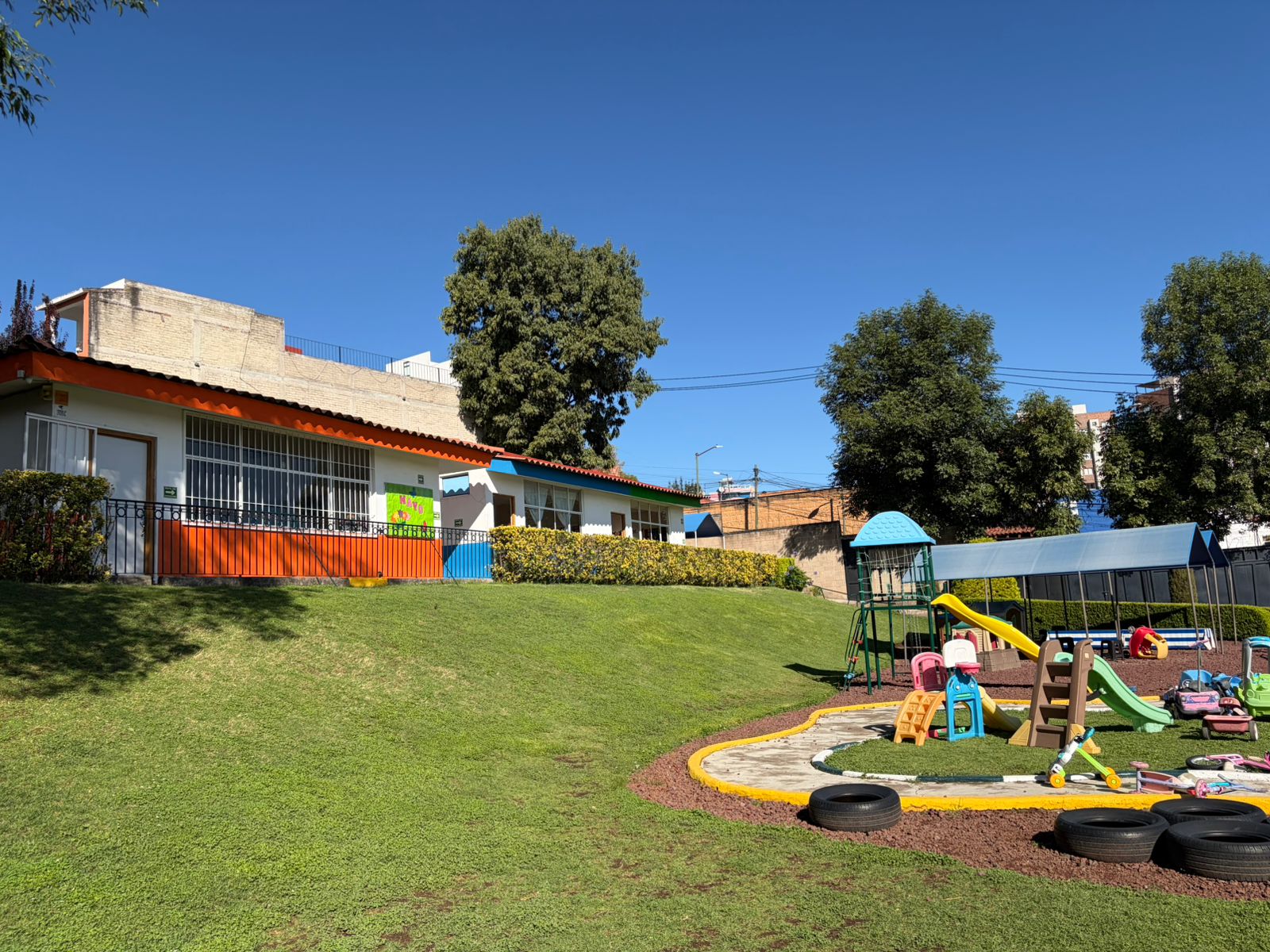 Área de juegos — zona de recreo